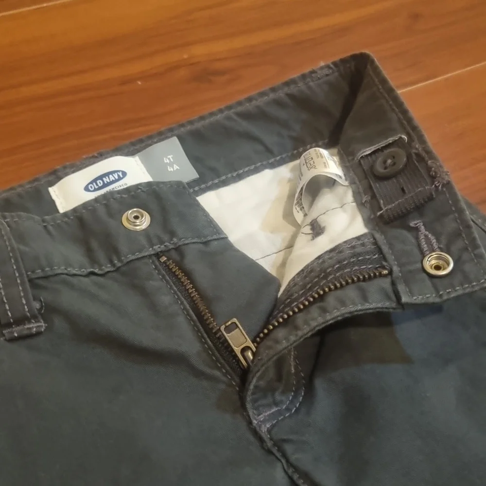 OLD NAVY Kids Shorts Gray Size 4T